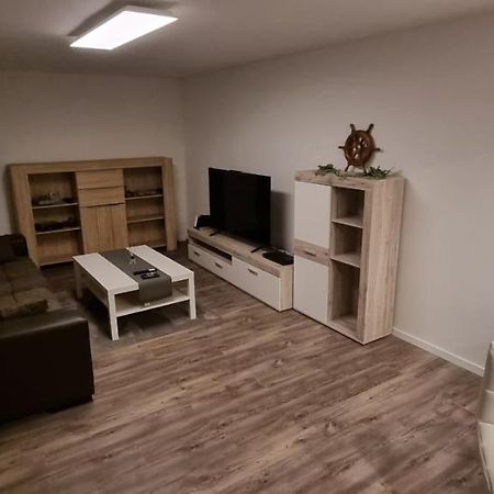 3 Zimmer Ferienwohnung In Jever Exterior foto